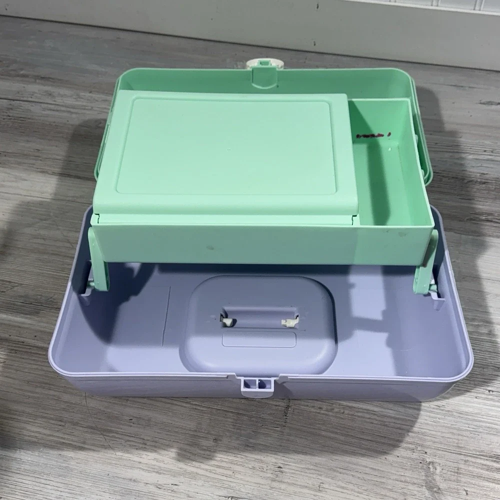 Vintage Caboodles Lavender & Mint Green Makeup Carrying Case